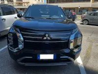 Usata Mitsubishi Outlander P-HEV Intense 305 CV (224 kW) 2026 Onyx black SUV