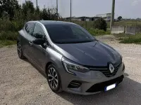 Usata Renault Clio V Techno 101 CV (74 kW) 2023 Grigio Berlina