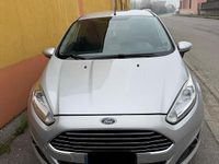 Usata Ford Fiesta 75 CV (55 kW) 2017 Grigio Berlina