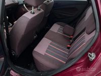 Usata Ford Fiesta Titanium 68 CV (50 kW) 2009 Viola Utilitaria