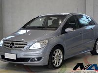 Usata Mercedes B160 95 CV (69 kW) 2009 Argento Monovolume