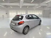 Usata Peugeot 208 Active 74 CV (54 kW) 2018 Utilitaria