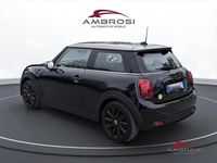 Usata Mini Cooper SE Essential 75 kW (102 CV) 2022 Nero Utilitaria