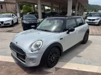 Usata Mini Cooper D Business 116 CV (85 kW) 2016 Grigio Utilitaria
