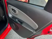 Second-hand Toyota Yaris Style 90 CP (66 kW) 2015 Roșu Hatchback