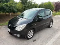 Usata Opel Agila Enjoy 65 CV (47 kW) 2010 Nero Utilitaria