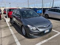 Usata Hyundai i30 Comfort 90 CV (66 kW) 2011 Grigio Station wagon