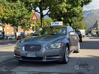 Usata Jaguar XF Premium Luxury 207 CV (152 kW) 2009 Argento Berlina