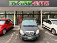 Usata Lancia Musa 95 CV (69 kW) 2006 Nero Monovolume