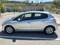 Usata Peugeot 208 Active 68 CV (50 kW) 2013 Argento Utilitaria