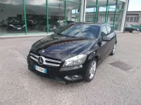 Usata Mercedes A180 109 CV (80 kW) 2014 Nero Utilitaria