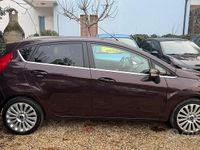 Usata Ford Fiesta Titanium 89 CV (65 kW) 2009 Rosso Utilitaria