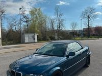 Usata BMW 318 Cabriolet 150 CV (110 kW) 2001 Blu Cabrio