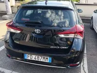 Usata Toyota Auris Hybrid Active 99 CV (72 kW) 2016 Berlina