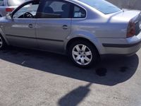 Usata VW Passat 101 CV (74 kW) 2004 Grigio Berlina