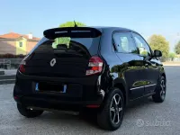 Gebraucht Renault Twingo Intens 90 PS (66 kW) 2016 Schwarz Kleinwagen