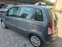 Usata Lancia Musa 77 CV (56 kW) 2009 Grigio Monovolume