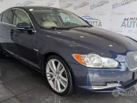 Usata Jaguar XF Luxury 207 CV (152 kW) 2009 Blu/azzurro Berlina