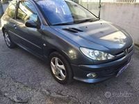 Usata Peugeot 206 88 CV (64 kW) 2006 Grigio Utilitaria