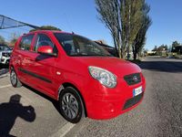Begagnad Kia Picanto 60 HK (44 kW) 2010 Röd Halvkombi