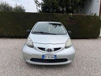 Usata Toyota Aygo 68 CV (50 kW) 2008 Argento Utilitaria