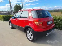 Usata Fiat Sedici 120 CV (88 kW) 2008 Rosso SUV