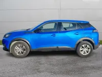Usata Peugeot 2008 Active 100 CV (73 kW) 2023 Blu vertigo SUV