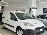 Usata Peugeot Partner Comfort 90 CV (66 kW) 2015 Bianco Monovolume