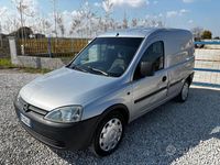 Usata Opel Combo 96 CV (70 kW) 2005 Grigio Monovolume