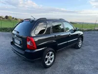 Usata Kia Sportage Active 141 CV (103 kW) 2008 Nero SUV