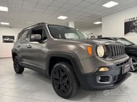 Usata Jeep Renegade Night Eagle 140 CV (102 kW) 2016 Grigio SUV