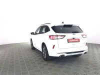 Usata Ford Kuga ST-Line 152 CV (111 kW) 2023 Frozen white SUV