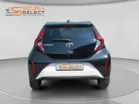 Usata Toyota Aygo X Trend 72 CV (52 kW) 2025 Bianca tetto nero SUV