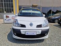 Usata Renault Modus 75 CV (55 kW) 2011 Bianco Monovolume