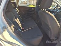 Usata Ford Fiesta 75 CV (55 kW) 2015 Bianco Berlina