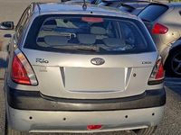 Usata Kia Rio 109 CV (80 kW) 2006 Grigio Berlina