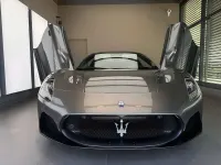 Usata Maserati MC20 630 CV (463 kW) 2024 Grigio mistero Cabrio
