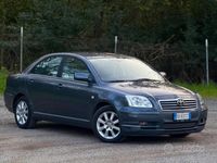 Usata Toyota Avensis 150 CV (110 kW) 2006 Grigio Berlina