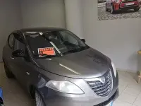 Usata Lancia Ypsilon 69 CV (50 kW) 2012 Grigio Utilitaria
