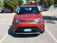 Usata Mahindra KUV100 83 CV (61 kW) 2019 Rosso SUV