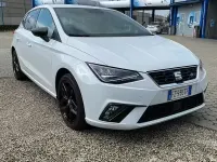 Usata Seat Ibiza 90 CV (66 kW) 2019 Bianco Utilitaria