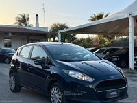 Usata Ford Fiesta 95 CV (69 kW) 2016 Blu Berlina