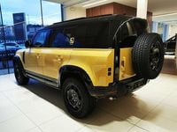 Nuova Land Rover Defender 349 CV (256 kW) 2026 Giallo SUV