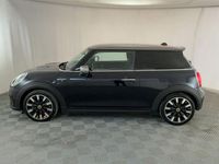 Usata Mini Cooper SE Essential 135 kW (184 CV) 2023 Blu Utilitaria