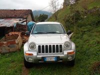 Usata Jeep Cherokee 143 CV (105 kW) 2003 Grigio SUV