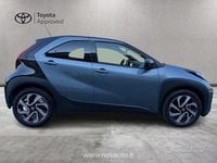 Usata Toyota Aygo X Trend 72 CV (52 kW) 2024 Blu SUV