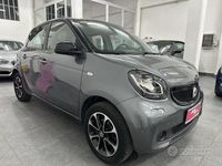 Usata Smart ForFour Prime 71 CV (52 kW) 2016 Grigio Utilitaria