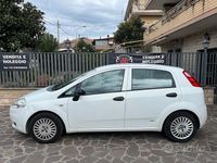 Usata Fiat Grande Punto Dynamic 77 CV (56 kW) 2007 Bianco Utilitaria