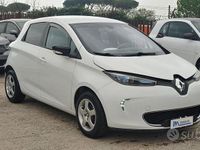Begagnad Renault Zoe 42 kW (58 HK) 2015 Vit Halvkombi