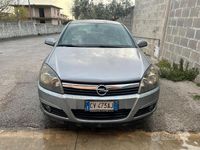 Usata Opel Astra 101 CV (74 kW) 2005 Berlina